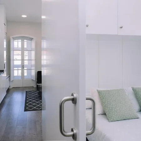 Brillo De Desde La Ventana By *