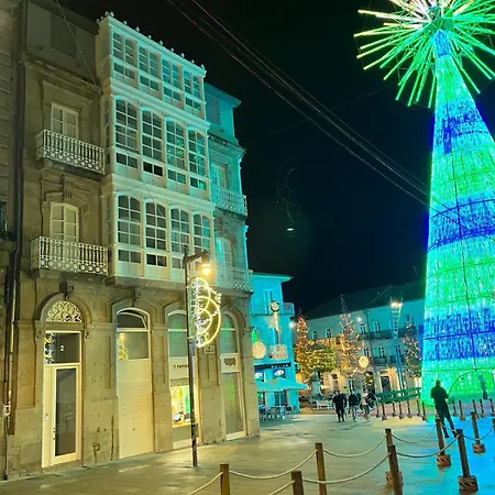 Brillo De Desde La Ventana By 아파트 *